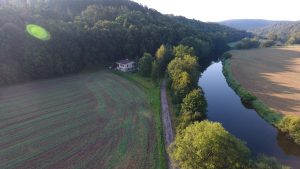 Zdjęcia z drona na rzekę